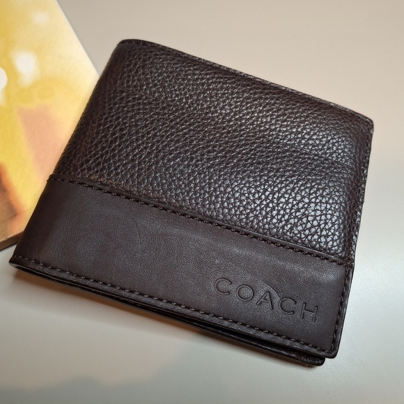 Coach Men's Brown Leather Wallet